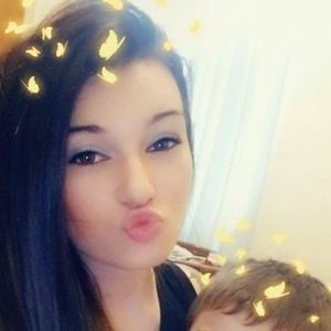 Meet your Posher, Holly